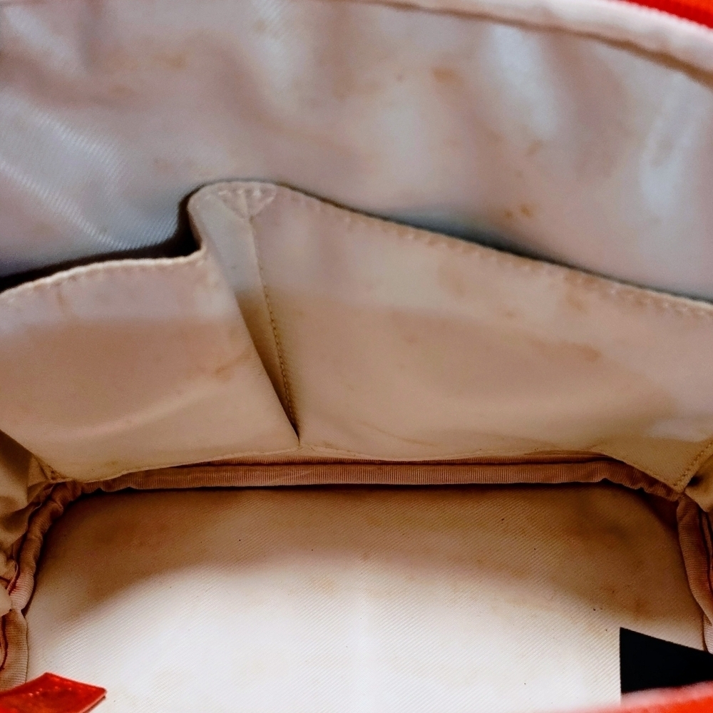 Loungefly Loves Hello Kitty Sanrio Embossed red Patent Dome Handbag - Picture 12 of 16